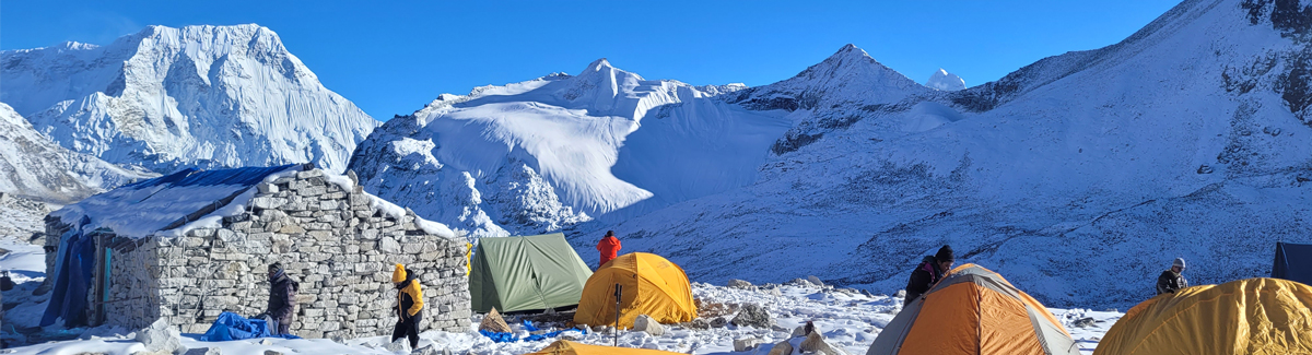 Featured Image - Amphu Lapcha Pass Trek with Mera Peak