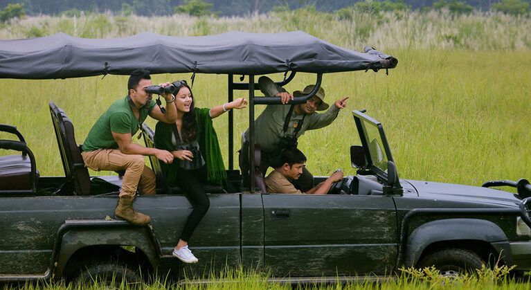 jeep wildlife safari in nep